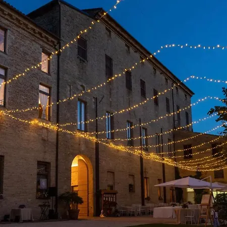 In Renaissance - Palazzo Carradori 4*